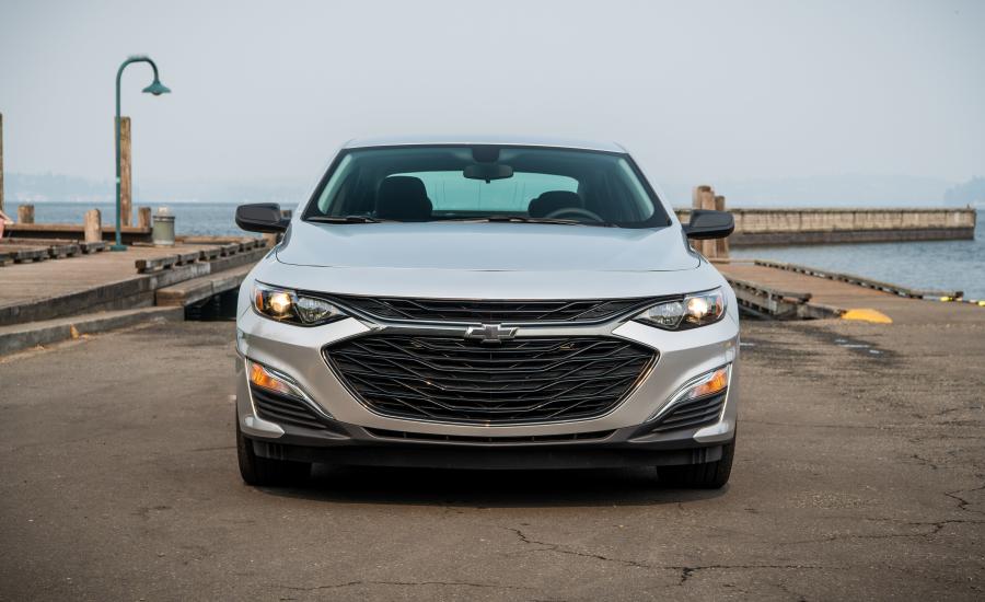  Chevrolet Malibu RS 2018 года  (фото 38 из 43)